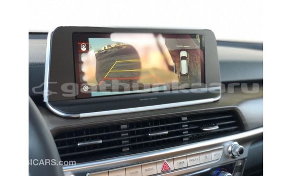 Buy Import Kia Carens White Car in Import - Dubai in Baa Buy Import Kia Carens White Car in Import - Dubai in Baa