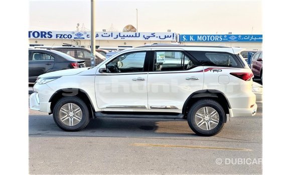Buy Import Toyota Fortuner White Car in Import - Dubai in Baa Buy Import Toyota Fortuner White Car in Import - Dubai in Baa