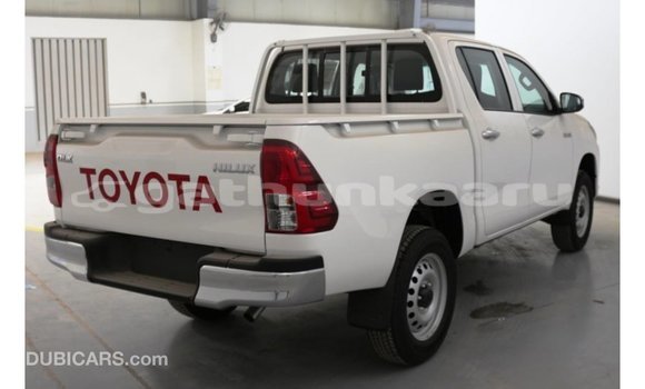 Buy Import Toyota Hilux White Car in Import - Dubai in Baa Buy Import Toyota Hilux White Car in Import - Dubai in Baa