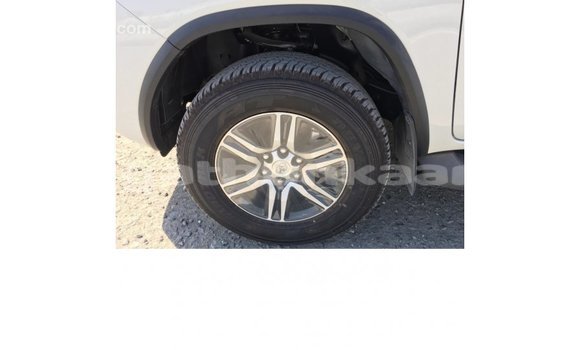 Buy Import Toyota Fortuner White Car in Import - Dubai in Baa Buy Import Toyota Fortuner White Car in Import - Dubai in Baa