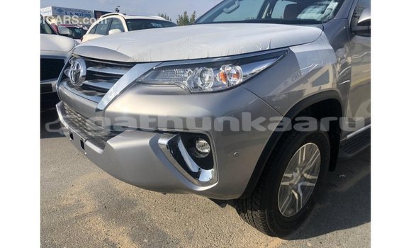 Buy Import Toyota Fortuner Other Car in Import - Dubai in Baa Buy Import Toyota Fortuner Other Car in Import - Dubai in Baa