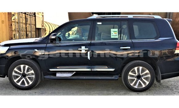 Buy Import Toyota Land Cruiser Black Car in Import - Dubai in Baa Buy Import Toyota Land Cruiser Black Car in Import - Dubai in Baa