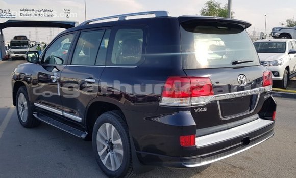 Buy Import Toyota Land Cruiser Black Car in Import - Dubai in Baa Buy Import Toyota Land Cruiser Black Car in Import - Dubai in Baa