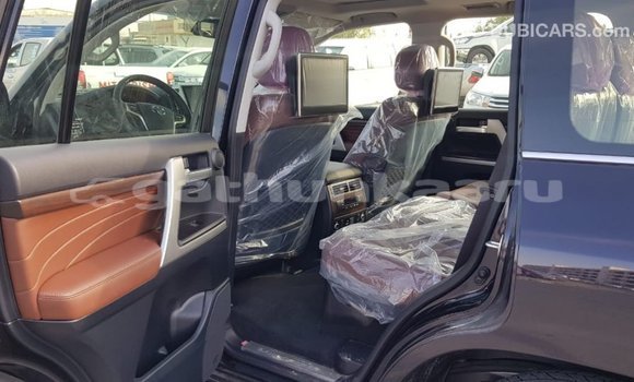 Buy Import Toyota Land Cruiser Black Car in Import - Dubai in Baa Buy Import Toyota Land Cruiser Black Car in Import - Dubai in Baa