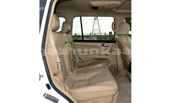 Buy Import Lexus LX White Car in Import - Dubai in Baa Buy Import Lexus LX White Car in Import - Dubai in Baa