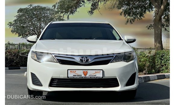 Buy Import Toyota Camry White Car in Import - Dubai in Baa Buy Import Toyota Camry White Car in Import - Dubai in Baa