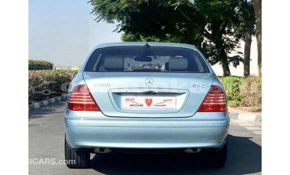 Buy Import Mercedes-Benz 200 Blue Car in Import - Dubai in Baa Buy Import Mercedes-Benz 200 Blue Car in Import - Dubai in Baa