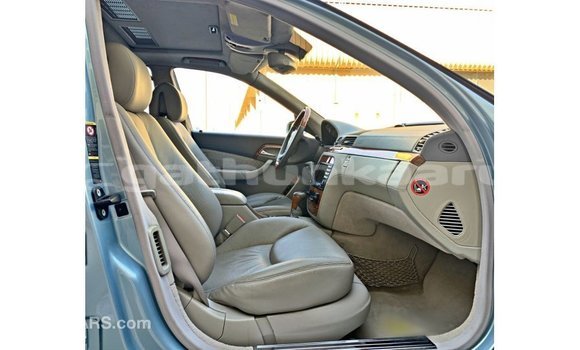 Buy Import Mercedes-Benz 200 Blue Car in Import - Dubai in Baa Buy Import Mercedes-Benz 200 Blue Car in Import - Dubai in Baa