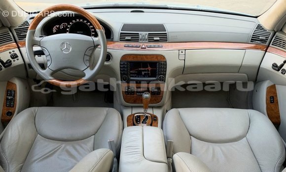 Buy Import Mercedes-Benz 200 Blue Car in Import - Dubai in Baa Buy Import Mercedes-Benz 200 Blue Car in Import - Dubai in Baa