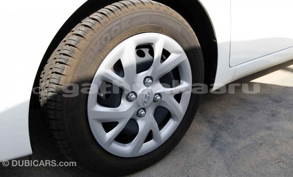 Buy Import Hyundai i10 White Car in Import - Dubai in Baa