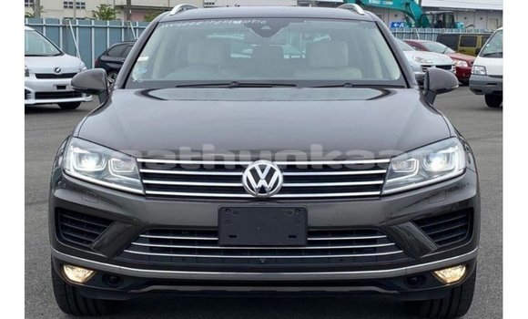 Buy Import Volkswagen Touareg Other Car in Import - Dubai in Baa