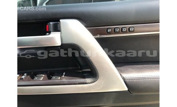 Buy Import Toyota Land Cruiser White Car in Import - Dubai in Baa Buy Import Toyota Land Cruiser White Car in Import - Dubai in Baa