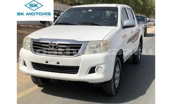 Buy Import Toyota Hilux White Car in Import - Dubai in Baa Buy Import Toyota Hilux White Car in Import - Dubai in Baa