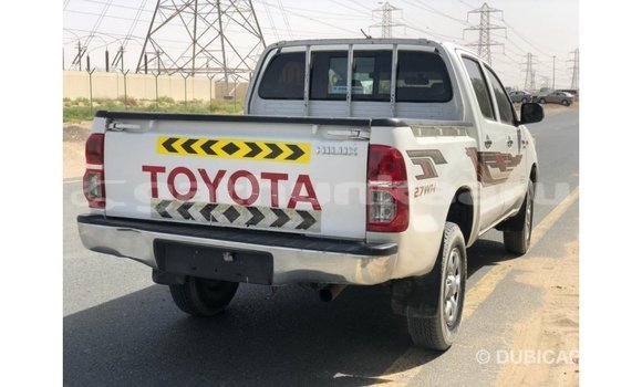 Buy Import Toyota Hilux White Car in Import - Dubai in Baa Buy Import Toyota Hilux White Car in Import - Dubai in Baa
