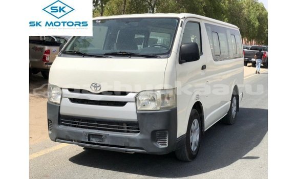 Buy Import Toyota Hiace White Car in Import - Dubai in Baa