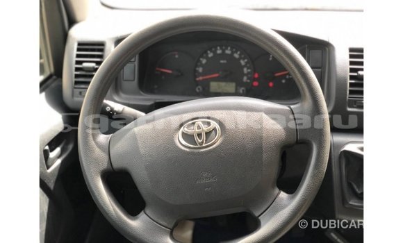 Buy Import Toyota Hiace White Car in Import - Dubai in Baa Buy Import Toyota Hiace White Car in Import - Dubai in Baa