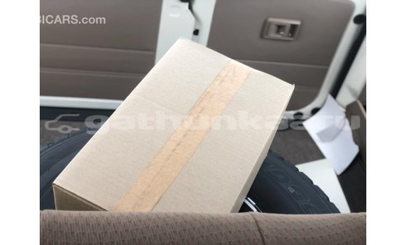 Buy Import Toyota Land Cruiser Other Car in Import - Dubai in Baa Buy Import Toyota Land Cruiser Other Car in Import - Dubai in Baa
