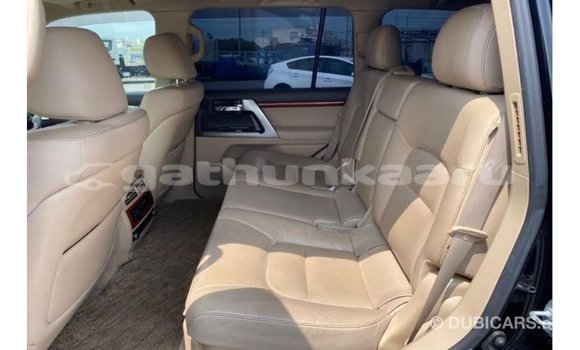 Buy Import Toyota Land Cruiser Black Car in Import - Dubai in Baa Buy Import Toyota Land Cruiser Black Car in Import - Dubai in Baa