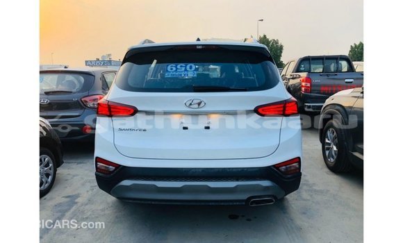 Buy Import Hyundai Santa Fe White Car in Import - Dubai in Baa Buy Import Hyundai Santa Fe White Car in Import - Dubai in Baa