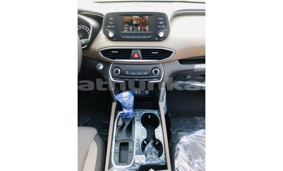 Buy Import Hyundai Santa Fe White Car in Import - Dubai in Baa Buy Import Hyundai Santa Fe White Car in Import - Dubai in Baa