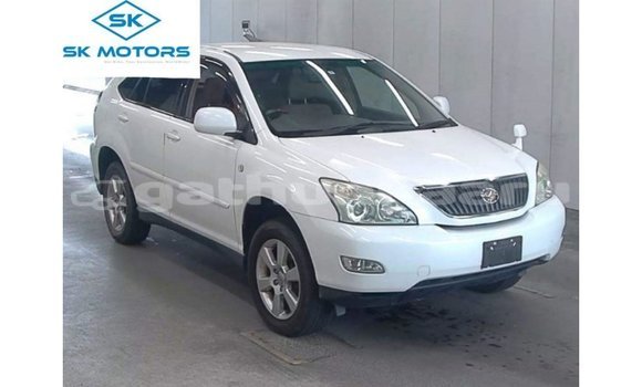 Buy Import Toyota Harrier White Car in Import - Dubai in Baa Buy Import Toyota Harrier White Car in Import - Dubai in Baa