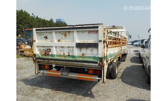 Buy Import Isuzu FTR 850 White Truck in Import - Dubai in Baa Buy Import Isuzu FTR 850 White Truck in Import - Dubai in Baa