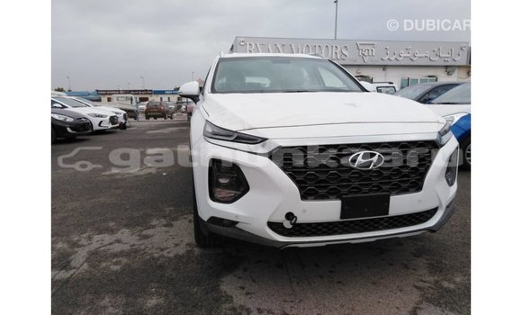 Buy Import Hyundai Santa Fe White Car in Import - Dubai in Baa Buy Import Hyundai Santa Fe White Car in Import - Dubai in Baa