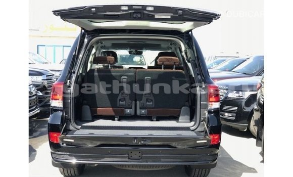 Buy Import Toyota Land Cruiser Black Car in Import - Dubai in Baa Buy Import Toyota Land Cruiser Black Car in Import - Dubai in Baa