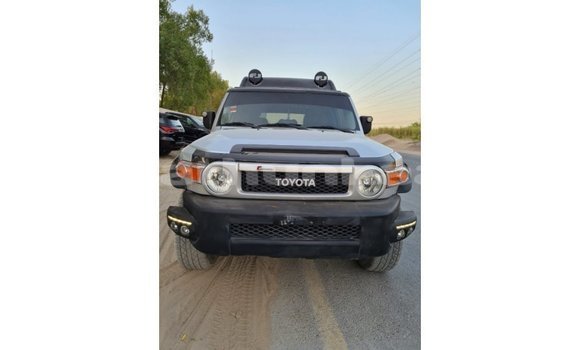 Buy Import Toyota FJ Cruiser Other Car in Import - Dubai in Baa Buy Import Toyota FJ Cruiser Other Car in Import - Dubai in Baa