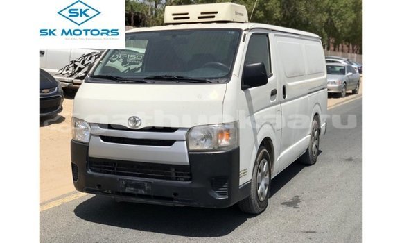 Buy Import Toyota Hiace White Car in Import - Dubai in Baa