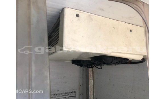 Buy Import Toyota Hiace White Car in Import - Dubai in Baa Buy Import Toyota Hiace White Car in Import - Dubai in Baa