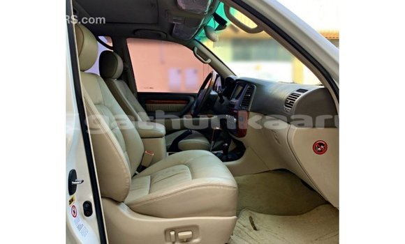 Buy Import Lexus LX White Car in Import - Dubai in Baa Buy Import Lexus LX White Car in Import - Dubai in Baa