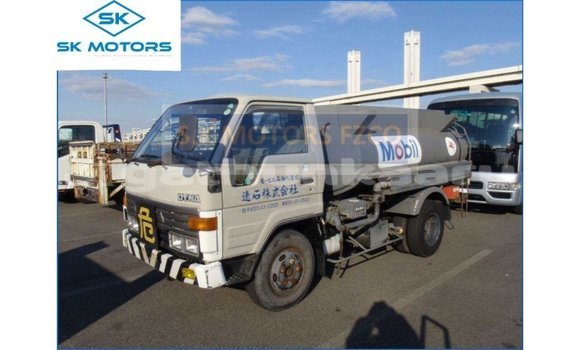 Buy Import Toyota Dyna Other Car in Import - Dubai in Baa