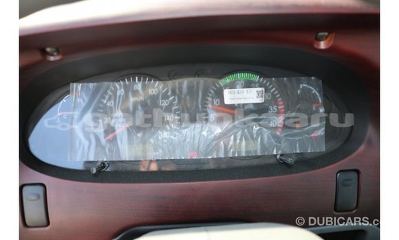 Buy Import Hyundai Chorus White Truck in Import - Dubai in Baa