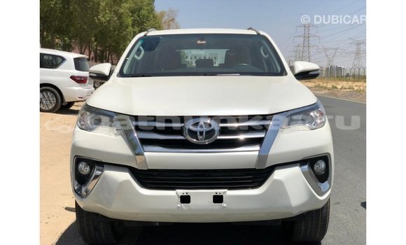 Buy Import Toyota Fortuner White Car in Import - Dubai in Baa Buy Import Toyota Fortuner White Car in Import - Dubai in Baa