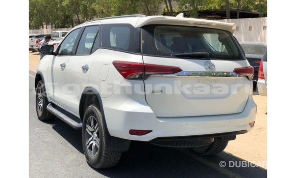 Buy Import Toyota Fortuner White Car in Import - Dubai in Baa Buy Import Toyota Fortuner White Car in Import - Dubai in Baa
