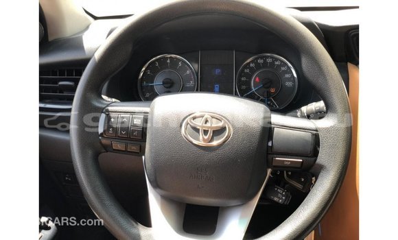 Buy Import Toyota Fortuner White Car in Import - Dubai in Baa Buy Import Toyota Fortuner White Car in Import - Dubai in Baa