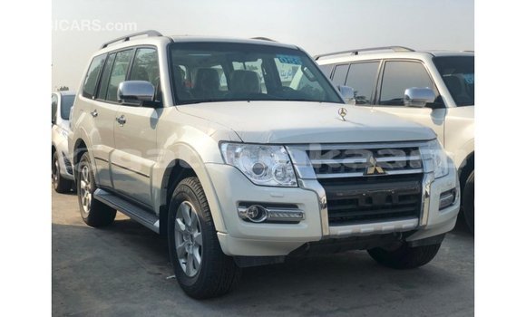 Buy Import Mitsubishi Pajero Black Car in Import - Dubai in Baa Buy Import Mitsubishi Pajero Black Car in Import - Dubai in Baa