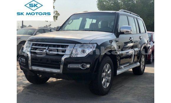 Buy Import Mitsubishi Pajero Black Car in Import - Dubai in Baa