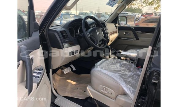 Buy Import Mitsubishi Pajero Black Car in Import - Dubai in Baa Buy Import Mitsubishi Pajero Black Car in Import - Dubai in Baa