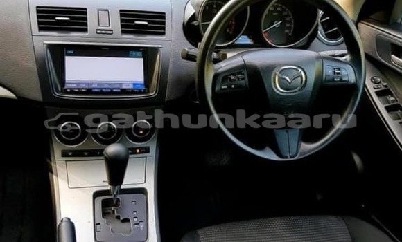 Buy Used Mazda Axela White Car in Hithadhoo in Laam Buy Used Mazda Axela White Car in Hithadhoo in Laam