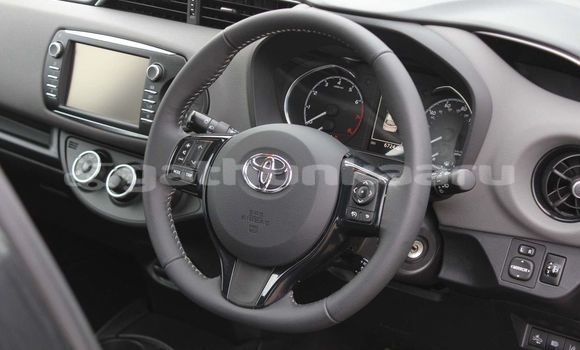 Buy Used Toyota Yaris Black Car in Agolhitheemu in Raa Buy Used Toyota Yaris Black Car in Agolhitheemu in Raa