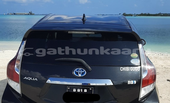 Buy Used Toyota Aqua Black Car in Hithadhoo in Laam Buy Used Toyota Aqua Black Car in Hithadhoo in Laam