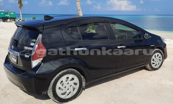 Buy Used Toyota Aqua Black Car in Hithadhoo in Laam Buy Used Toyota Aqua Black Car in Hithadhoo in Laam