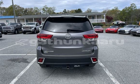 Buy Used Toyota Highlander Other Car in Alifushi in Raa Buy Used Toyota Highlander Other Car in Alifushi in Raa