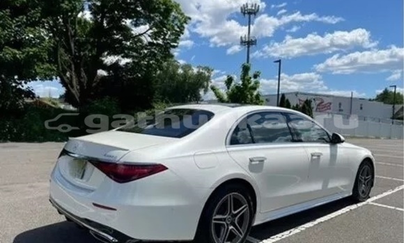 Buy Used Mercedes-Benz S–Class White Car in Agolhitheemu in Raa Buy Used Mercedes-Benz S–Class White Car in Agolhitheemu in Raa