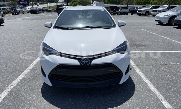 Buy Used Toyota Corolla White Car in Dhabidhoo in Laam Buy Used Toyota Corolla White Car in Dhabidhoo in Laam