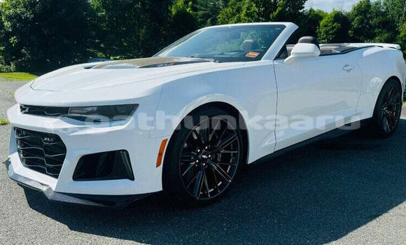 Buy Used Chevrolet Camaro White Car in Kihaadhoo in Baa Buy Used Chevrolet Camaro White Car in Kihaadhoo in Baa