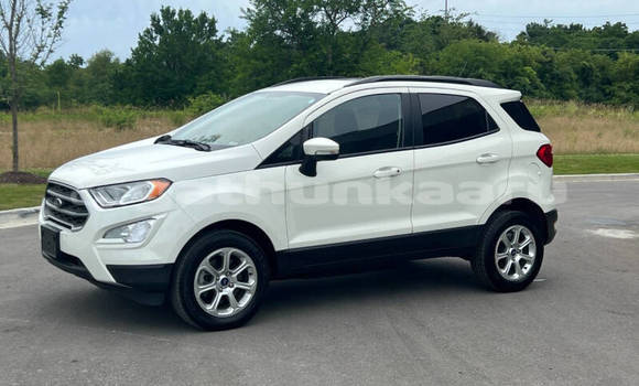 Buy Used Ford EcoSport White Car in Goidhoo in Baa Buy Used Ford EcoSport White Car in Goidhoo in Baa