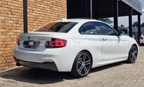 Buy Used BMW 2000 C/CS White Car in Landhoo in Nuun Buy Used BMW 2000 C/CS White Car in Landhoo in Nuun